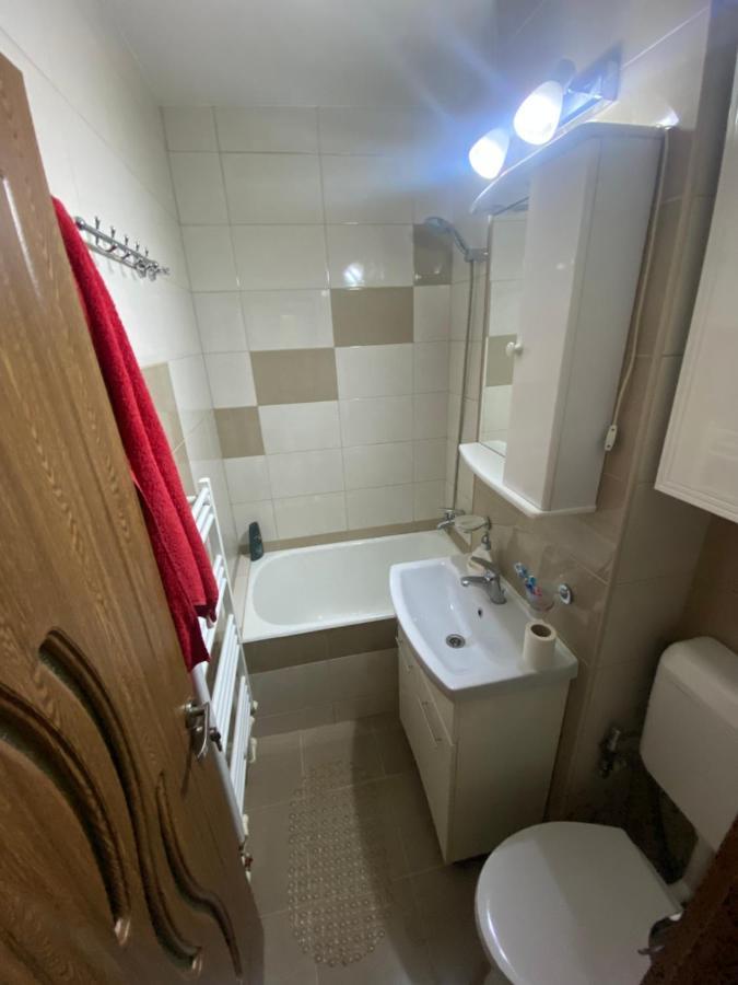 Apartament Regim Hotelier Дева Экстерьер фото